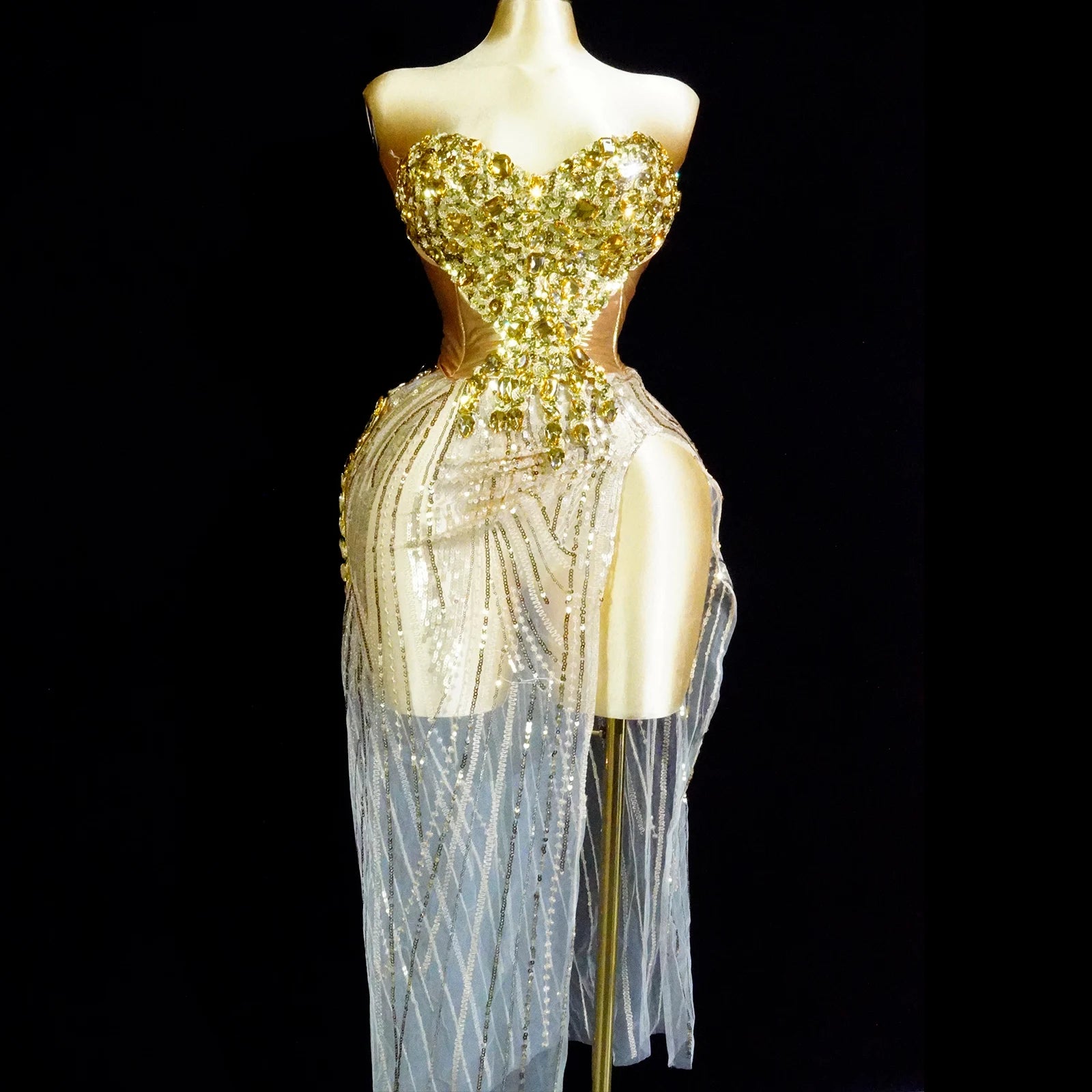 Set Dorado Cristales Top y Falda