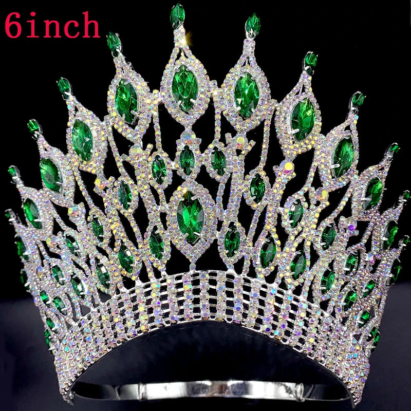 Corona Miss Universe Pedrería